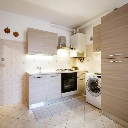 With Canal View In A Quiet Neighbourhood Apartamento Venecia